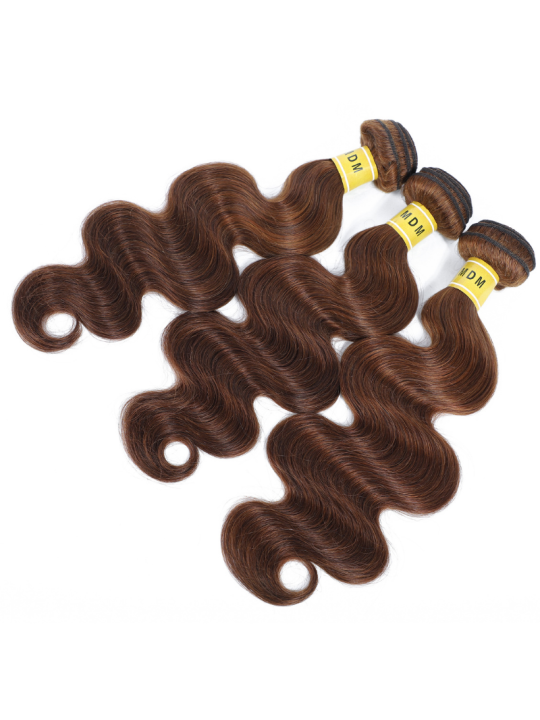 Tissage châtain clair N°4 ondulé, cheveux naturels souples