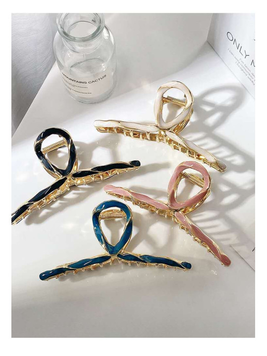 Pince à cheveux en alliage 13,5 cm x 6 cm - 4 couleurs disponibles