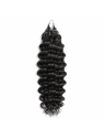 Détail des mèches crochet Deep Wave en cheveux naturels, texture ondulée définie et boucle prête à poser.