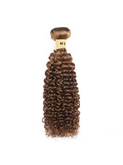 Tissage Kinky Curly couleur #4 châtain moyen en cheveux naturels