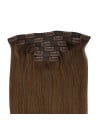 Détail des extensions à clips châtain clair N°6, clips discrets déjà cousus